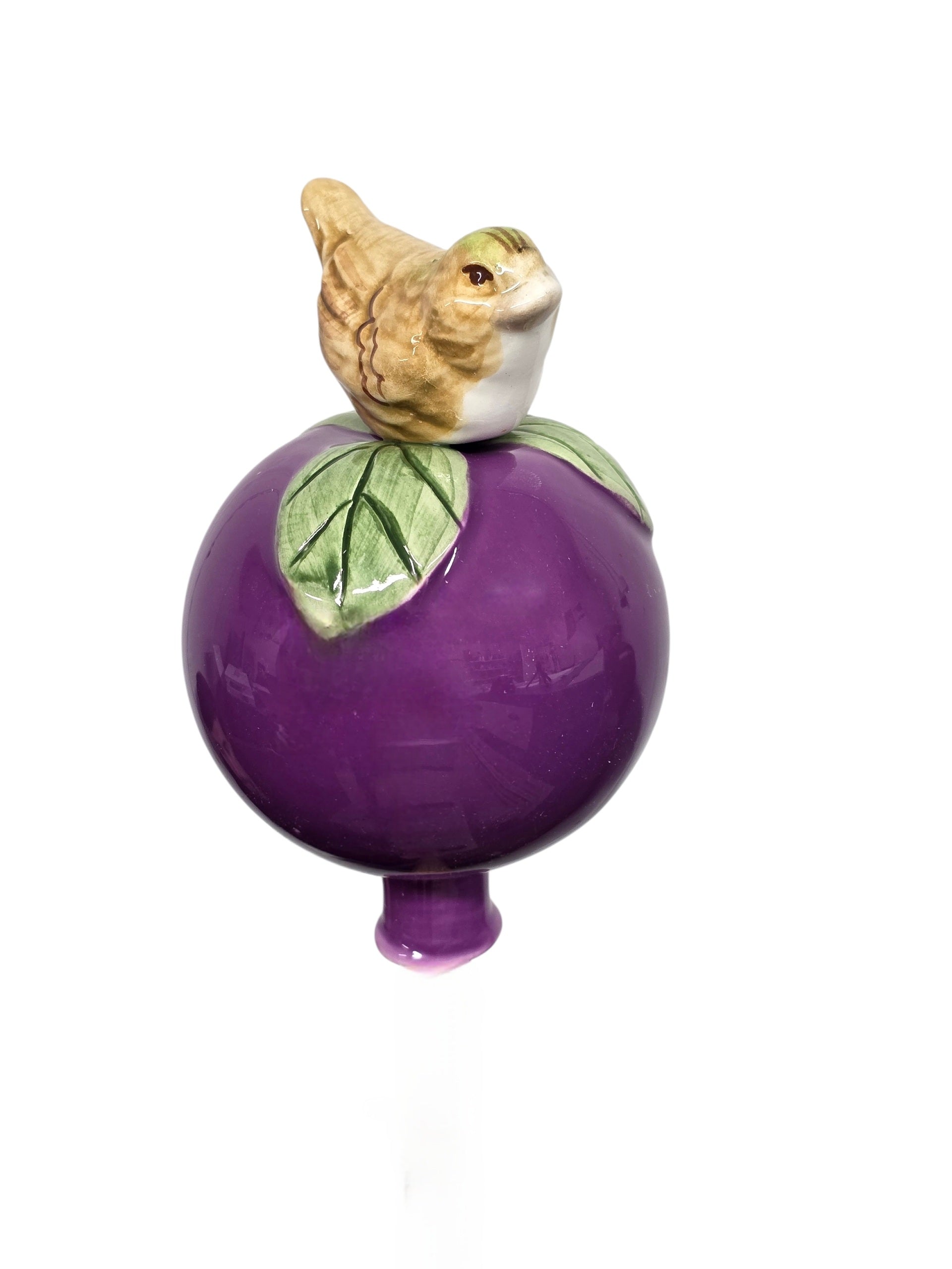 Lila Gartenkugel aus Keramik mit Vogel | Balkon & Garten