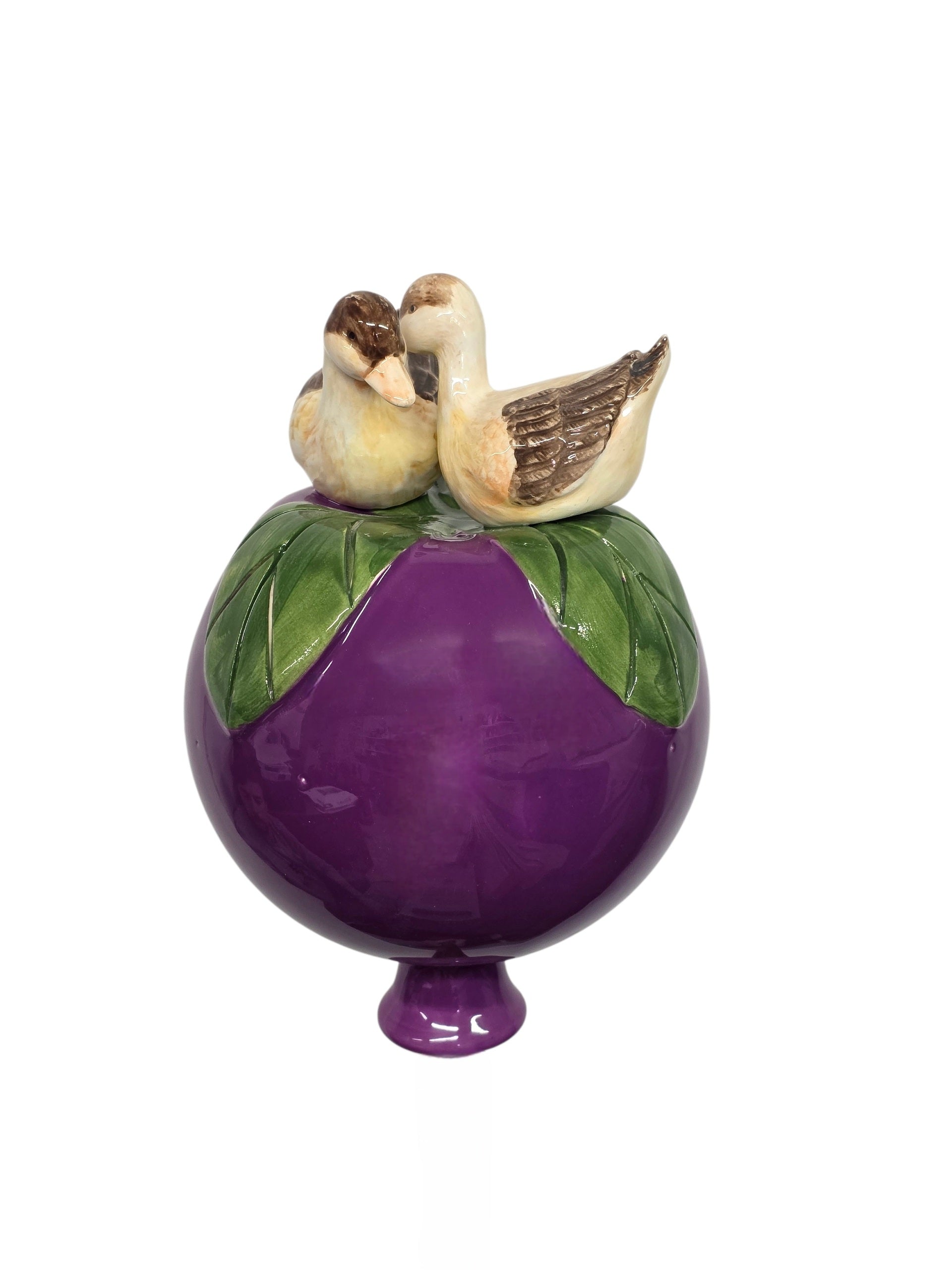 Lila Gartenkugel aus Keramik mit Enten-Paar | Balkon & Garten